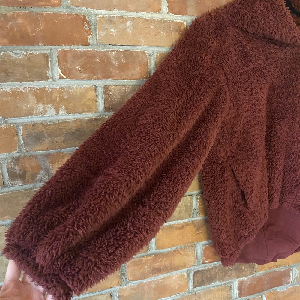 LULULEMON warm restore sherpa pullover “savannah” colour burgundy XS/S - Picture 7 of 9